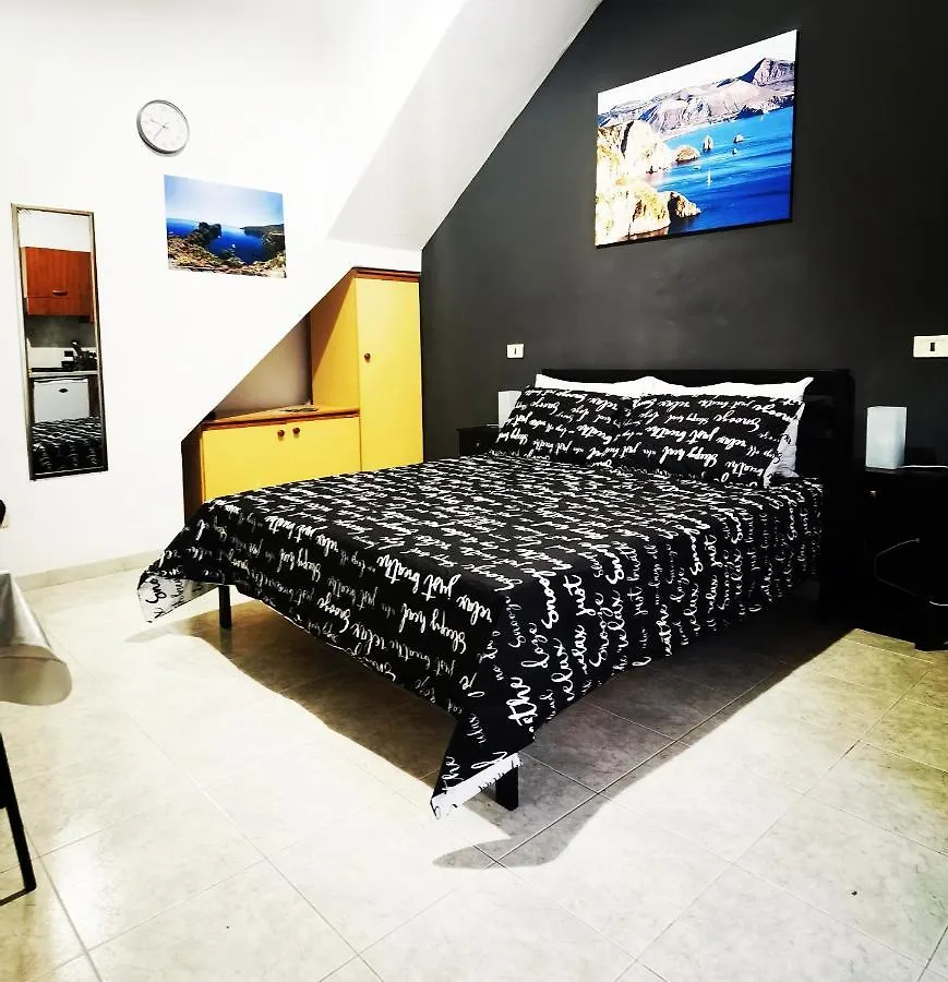 Apartment Appartamento Central Lipari